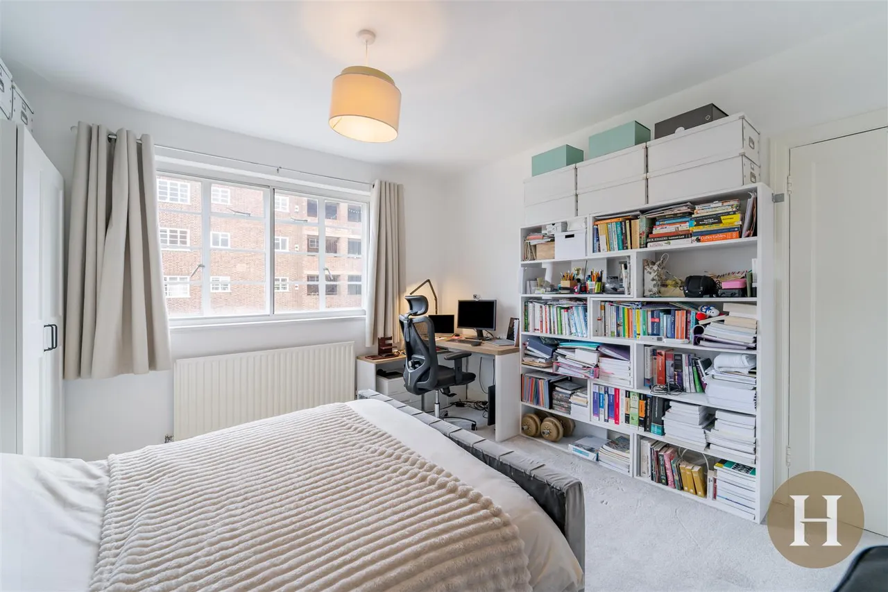 Viceroy Close, Birmingham, B5, photo 17