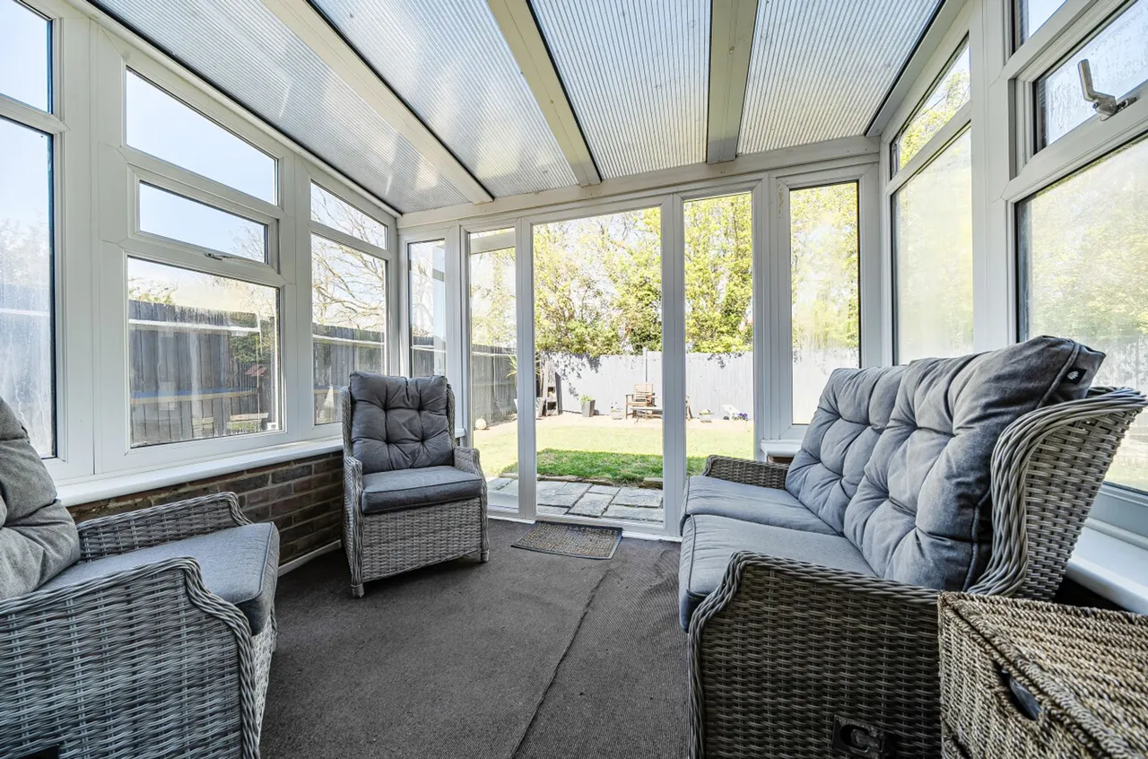 Silver Birch Drive, Middleton-On-Sea, PO22, photo 10