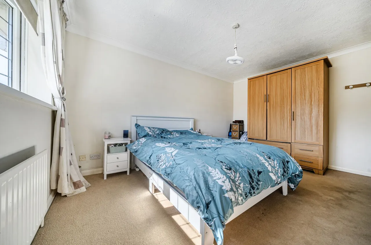 Silver Birch Drive, Middleton-On-Sea, PO22, photo 13