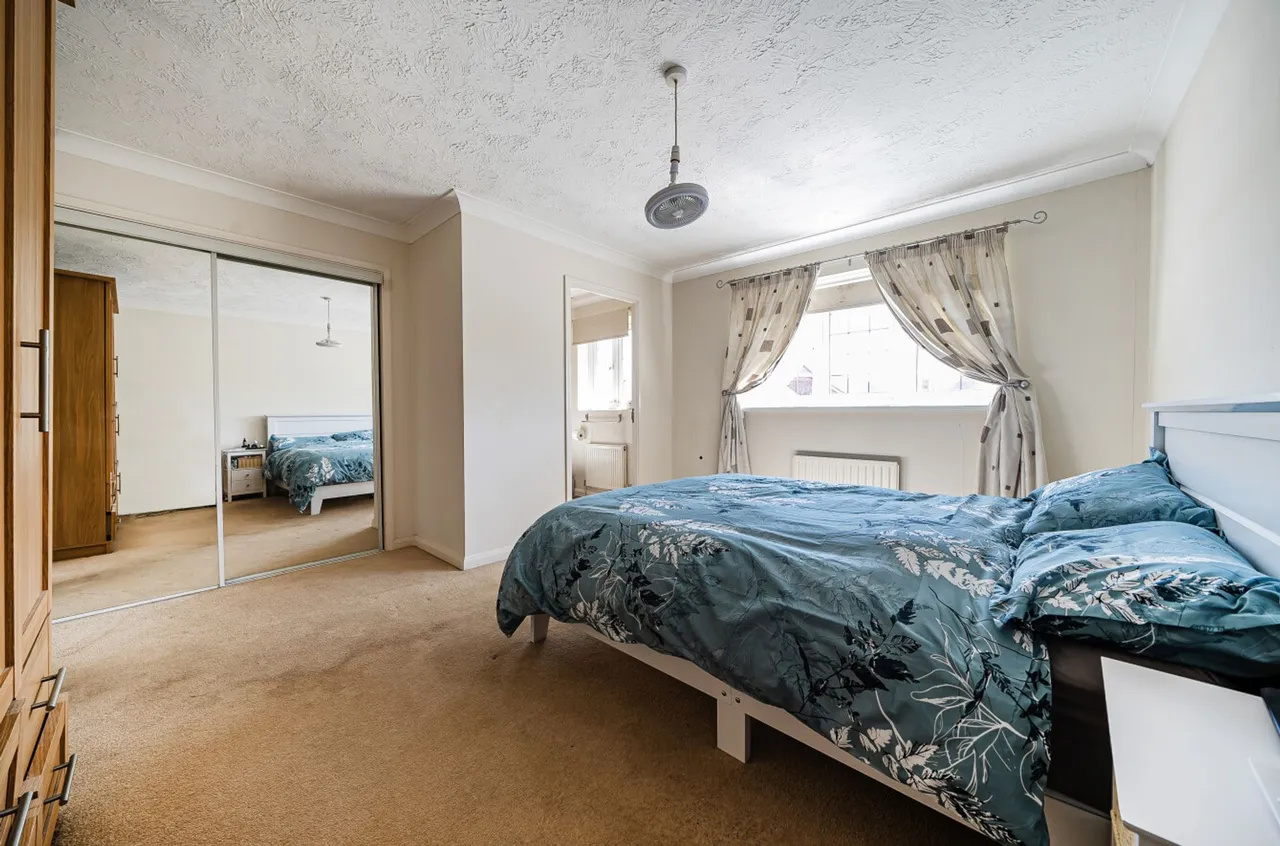 Silver Birch Drive, Middleton-On-Sea, PO22, photo 12