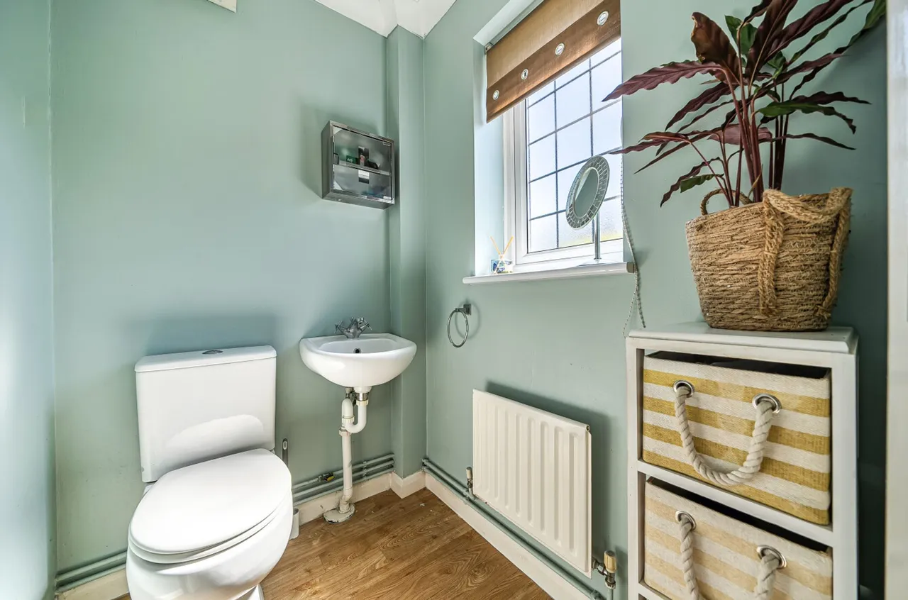 Silver Birch Drive, Middleton-On-Sea, PO22, photo 20