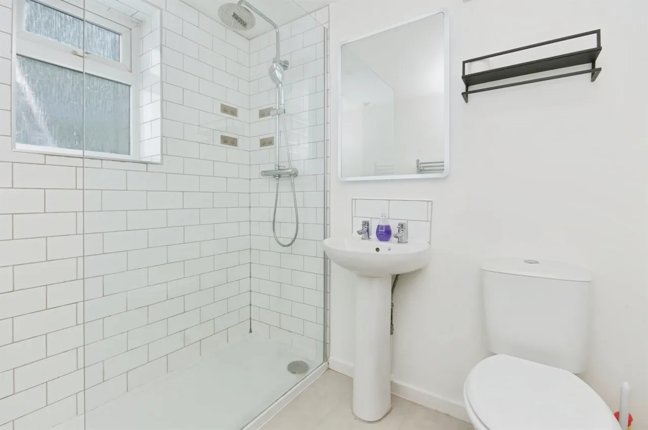 High Street, Westham, BN24, photo 4