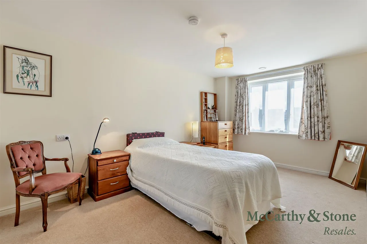 Picton Avenue, Porthcawl, CF36, photo 15