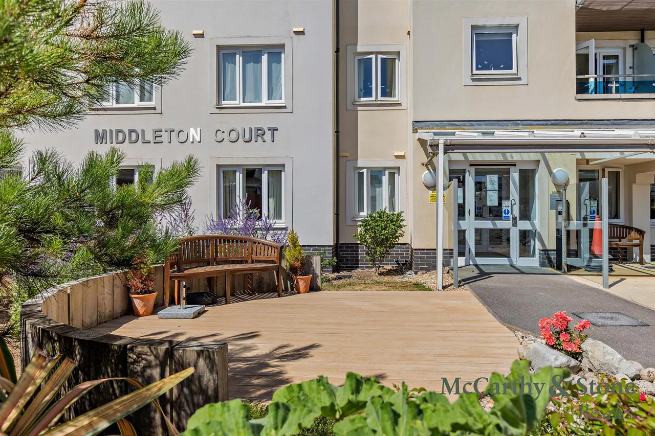 Picton Avenue, Porthcawl, CF36, photo 30