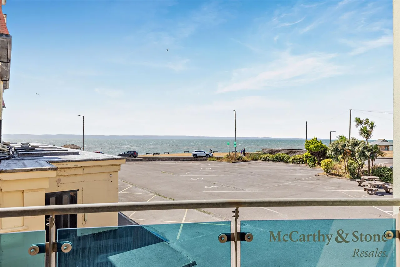 Picton Avenue, Porthcawl, CF36, photo 24