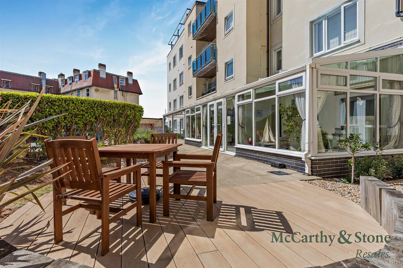 Picton Avenue, Porthcawl, CF36, photo 31
