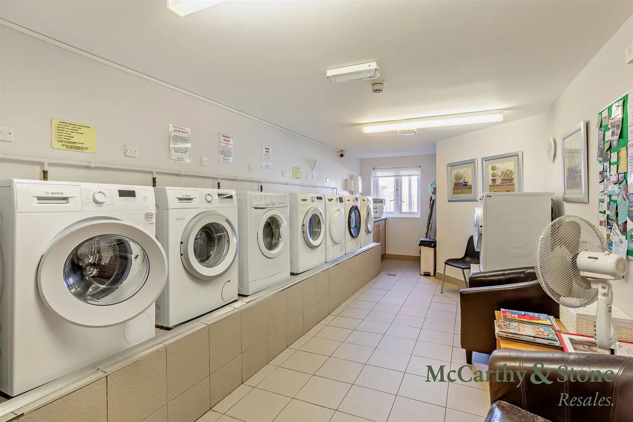 Picton Avenue, Porthcawl, CF36, photo 23