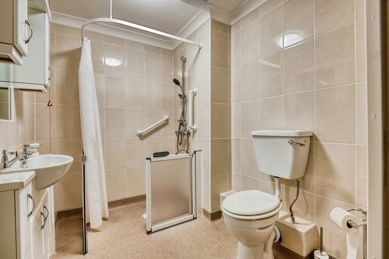 Chester Road, Sutton Coldfield, B74, photo 5