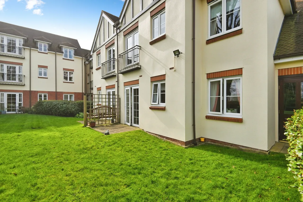 1 bed flat for sale, Chester Road, Sutton Coldfield, B74