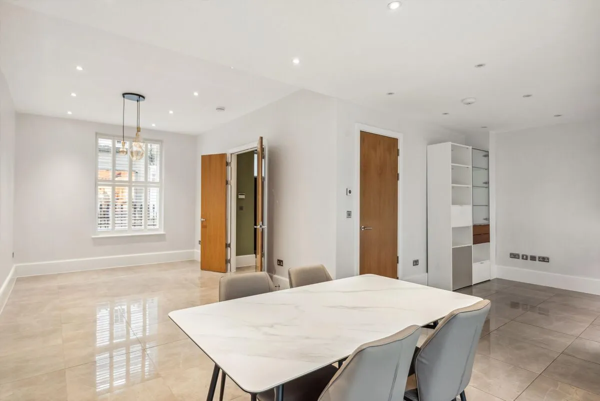 Pembridge Road, London, W11, photo 5