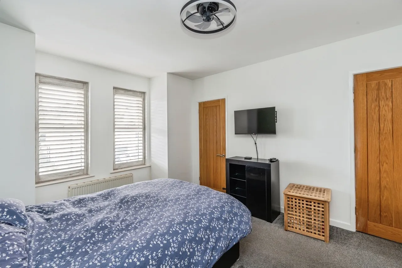 Newtown Road, Southampton, SO19, photo 16