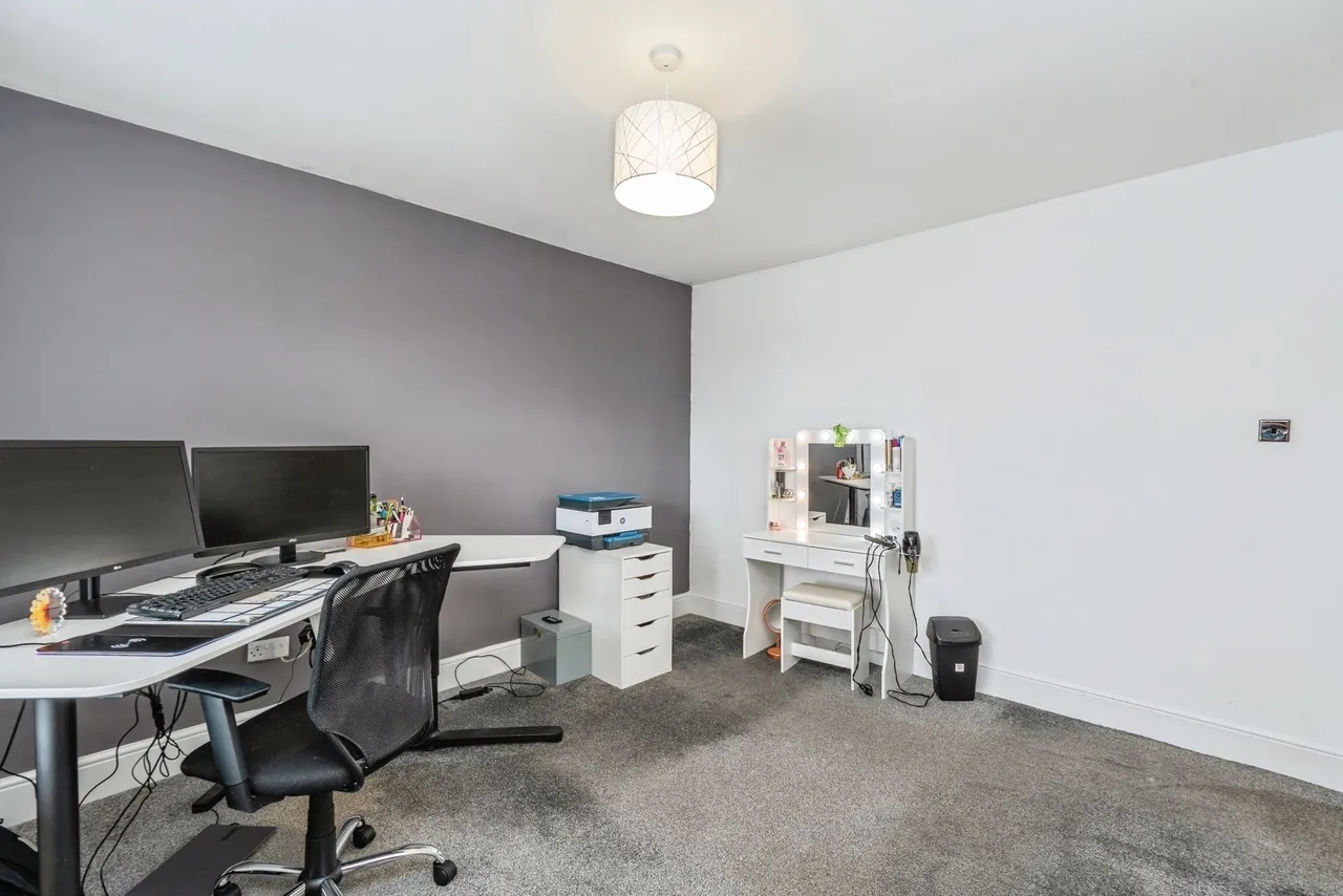 Newtown Road, Southampton, SO19, photo 17