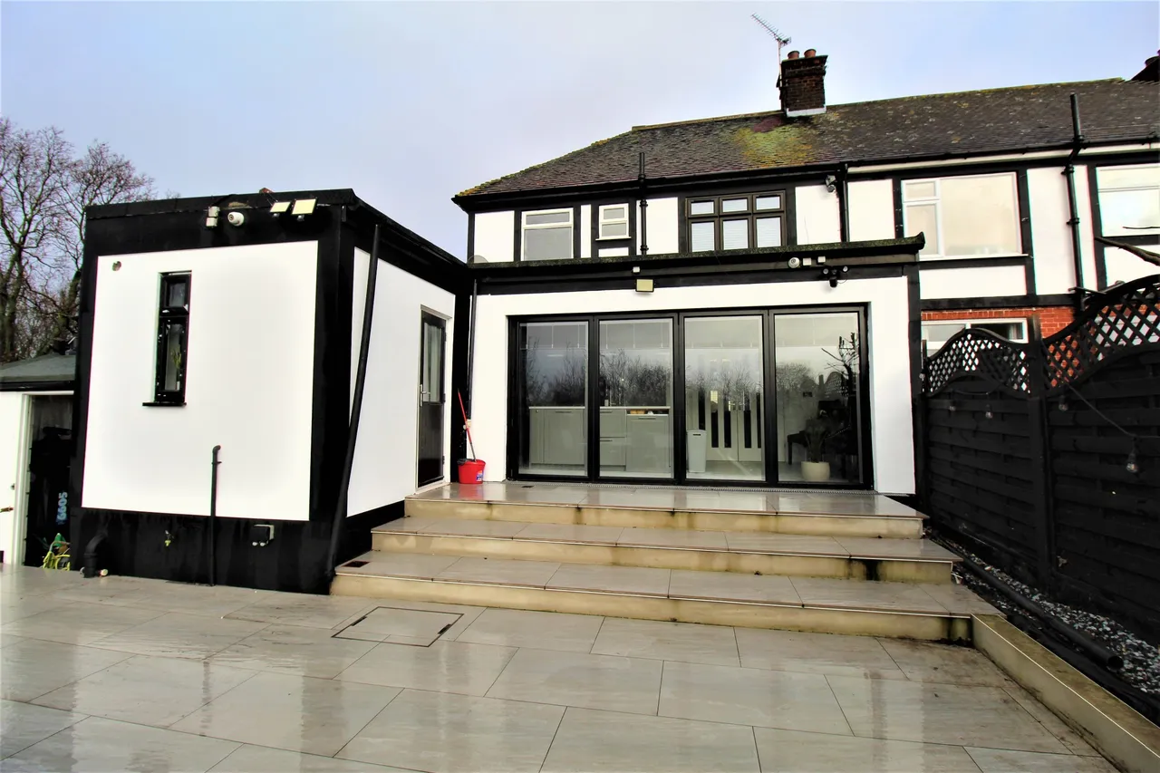 Wood View, Grays, Essex, RM17 5TF, photo 16