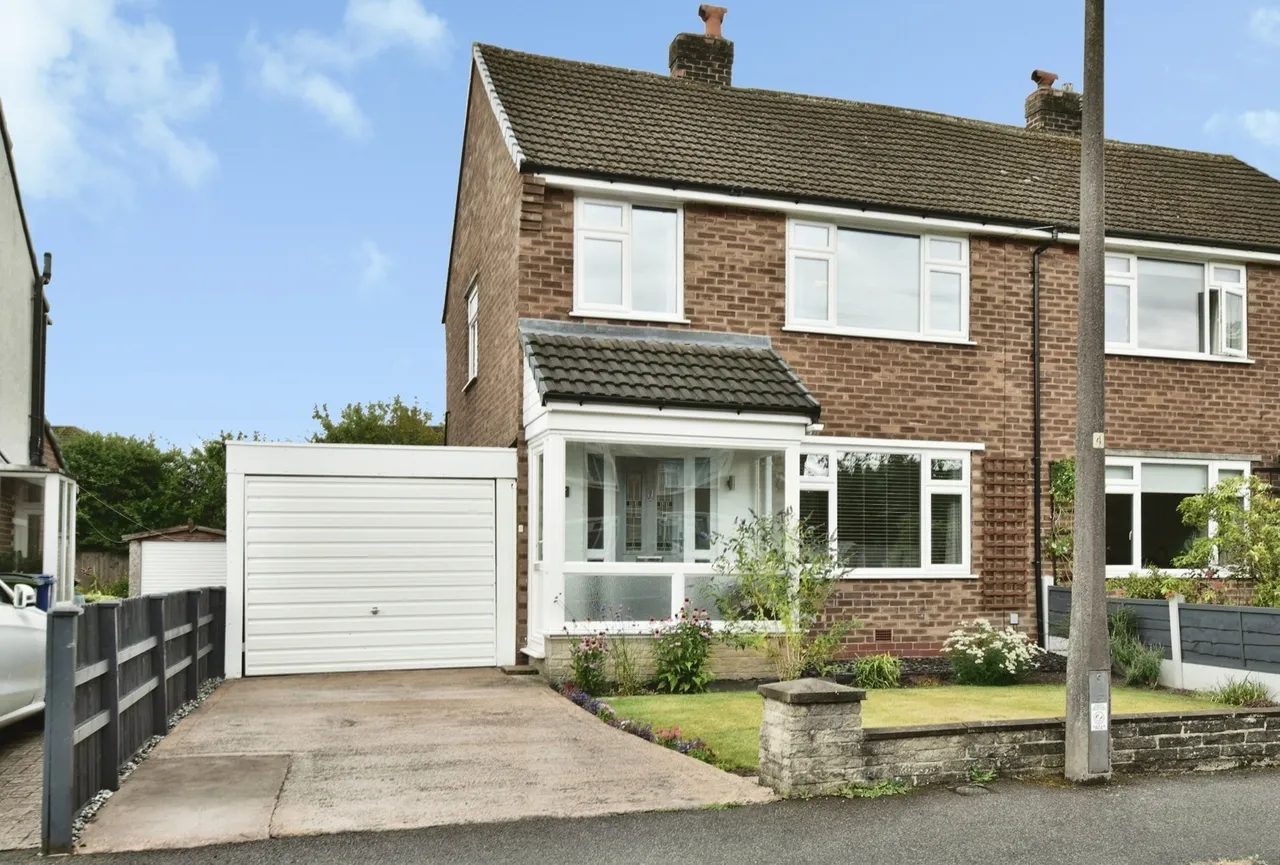 3 bed house for sale — Bowerfield Crescent, Hazel Grove, Stockport, Greater Manchester, SK7