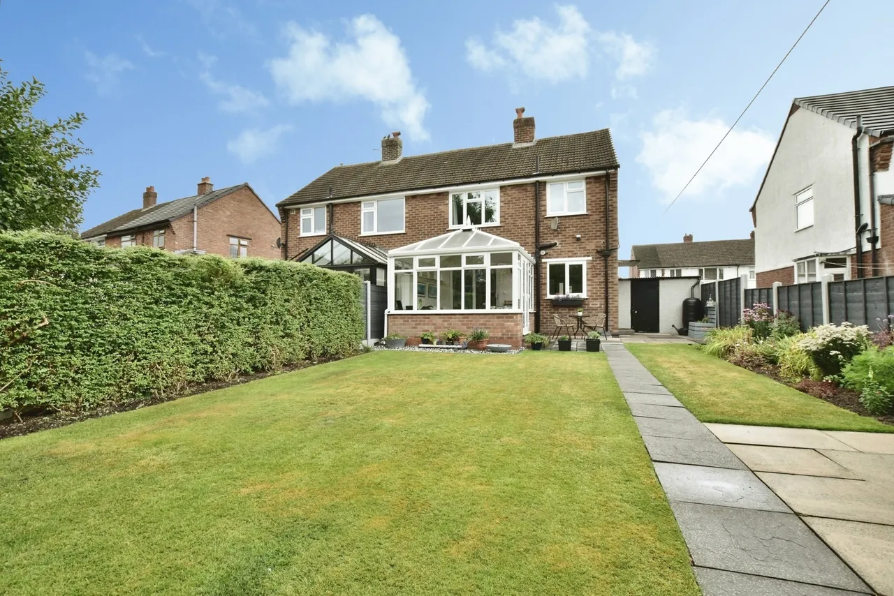 Bowerfield Crescent, Hazel Grove, Stockport, Greater Manchester, SK7, photo 12