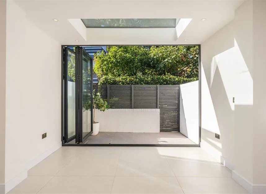 Porchester Terrace, Queensway, W2, photo 11