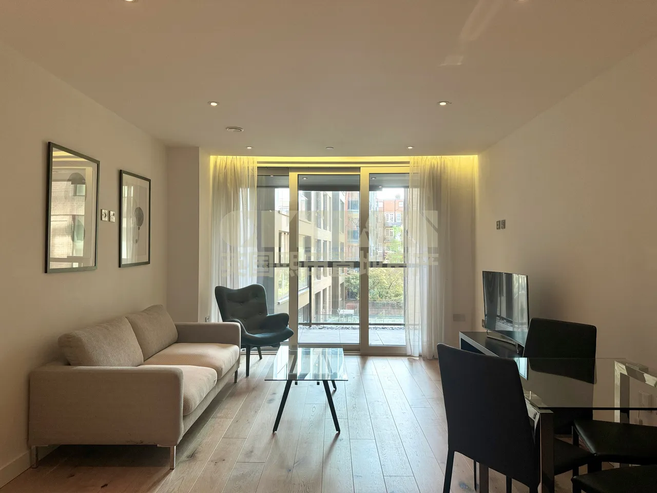 Elizabeth Court, Westminster, SW1P, photo 2