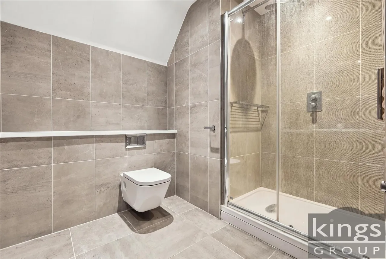 Markwick Avenue, Cheshunt, photo 9