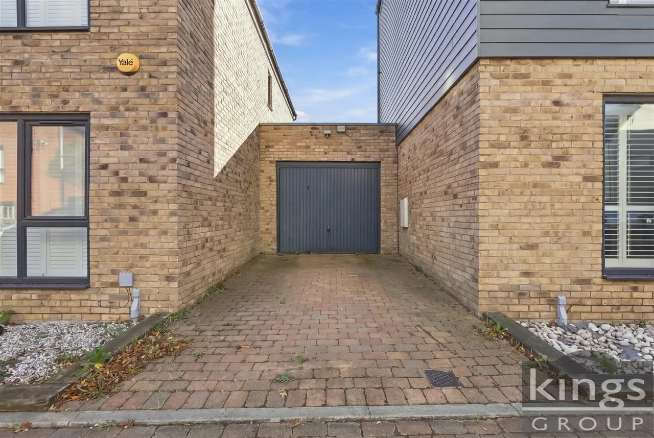 Markwick Avenue, Cheshunt, photo 18