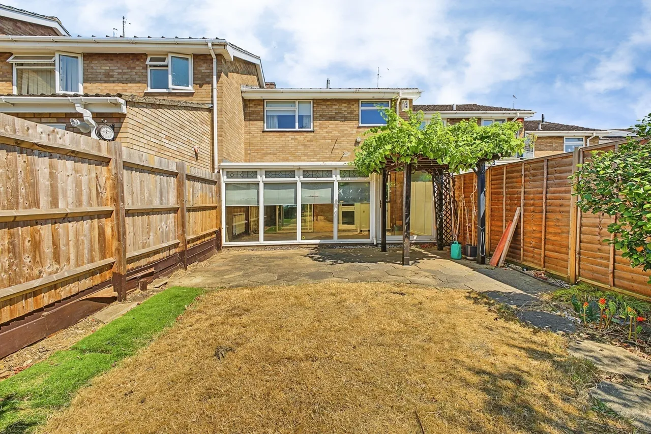 Harlestone Road, Northampton, Northamptonshire, NN5, photo 6