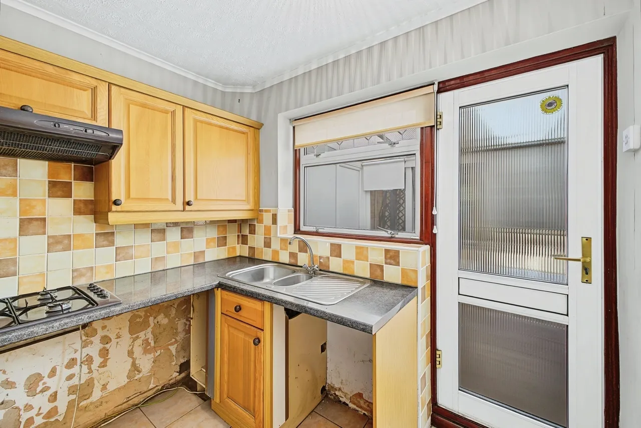 Harlestone Road, Northampton, Northamptonshire, NN5, photo 8