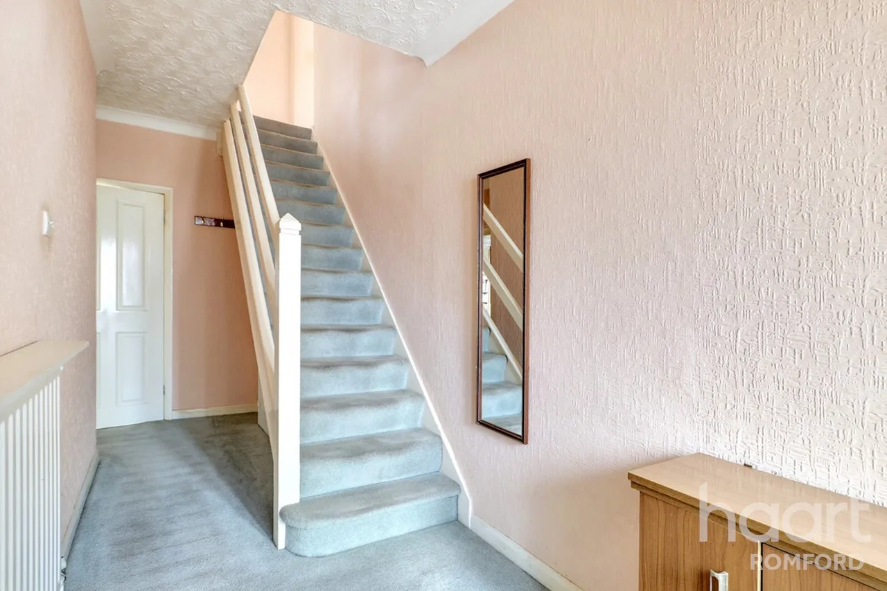 Rush Green Road, Romford, RM7, photo 9