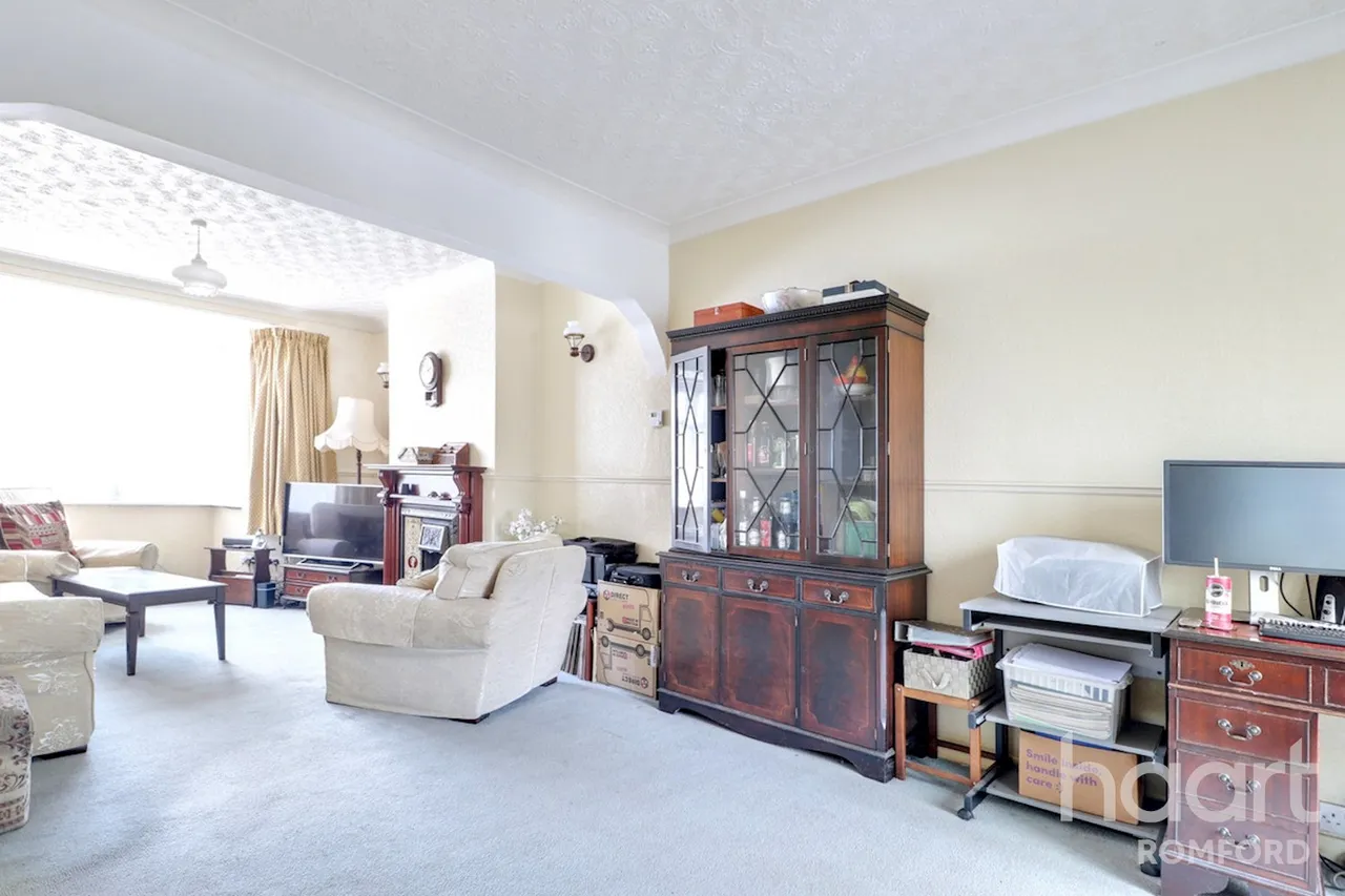 Rush Green Road, Romford, RM7, photo 7