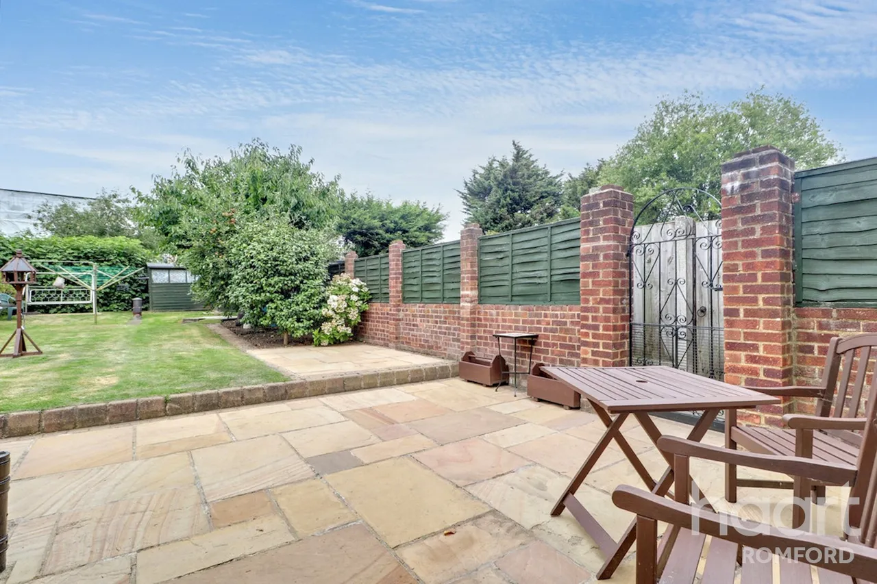 Rush Green Road, Romford, RM7, photo 20