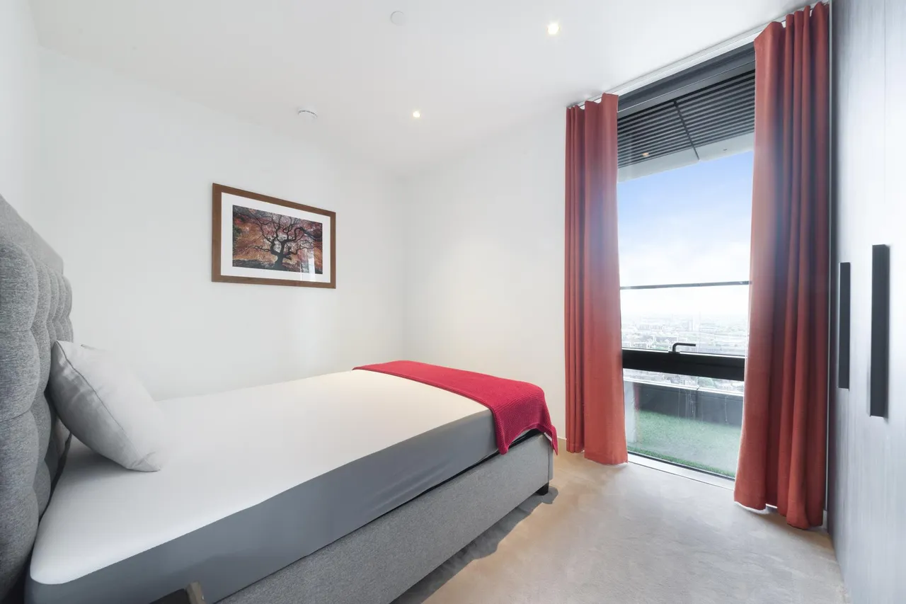 Wards Place, E14, photo 11