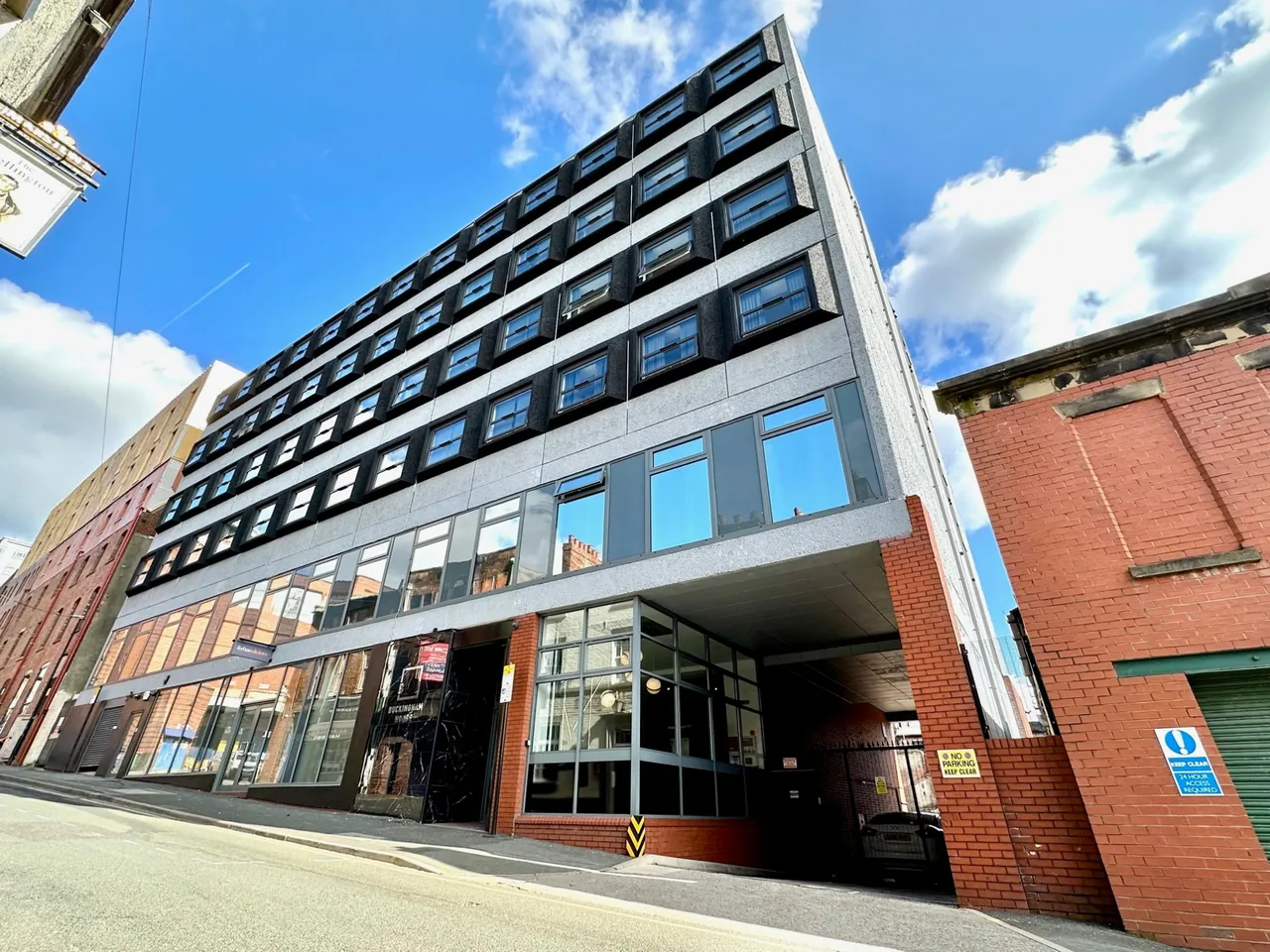 1 bed flat to rent — Buckingham House, 4 Glovers Court, Preston, Lancashire, PR1 3AT