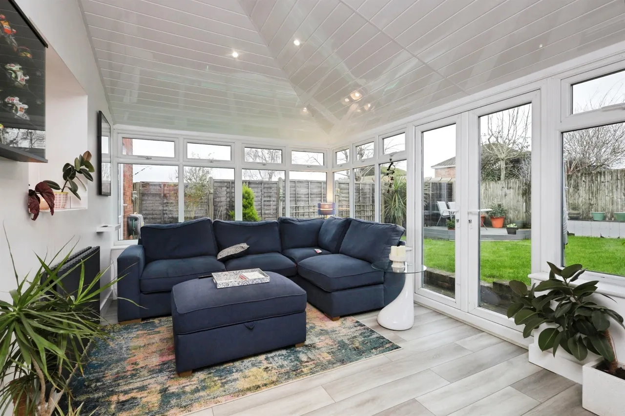 Howlett Drive, Hailsham, BN27, photo 4