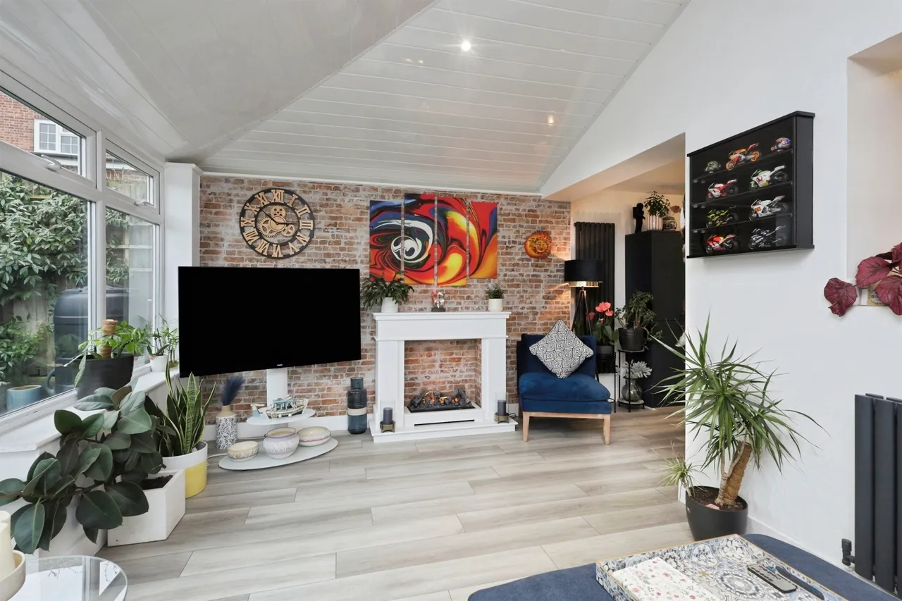 Howlett Drive, Hailsham, BN27, photo 5