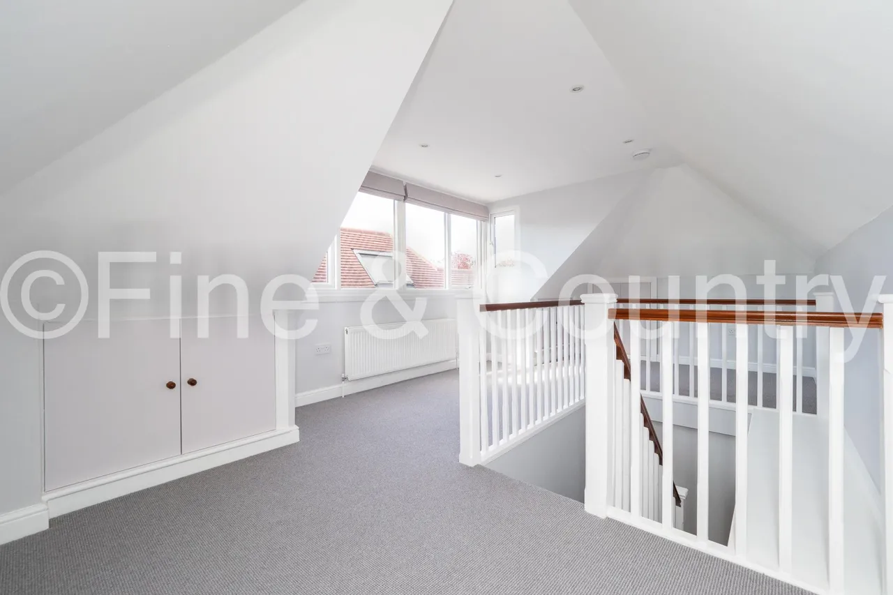 The Drive, Epsom, KT19, photo 9