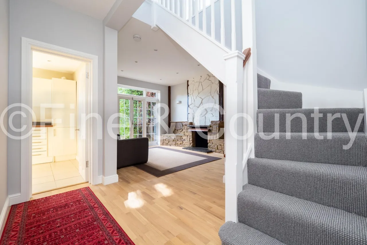 The Drive, Epsom, KT19, photo 8