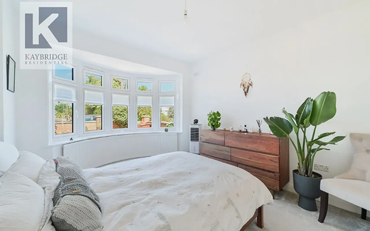 Amis Avenue, Epsom, KT19, photo 12