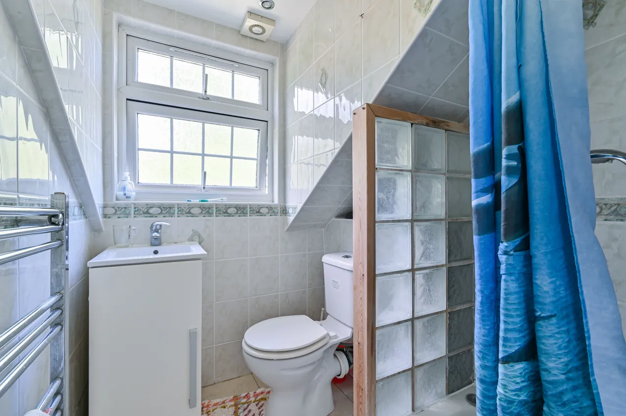 150a, Abercairn Road, London, photo 12