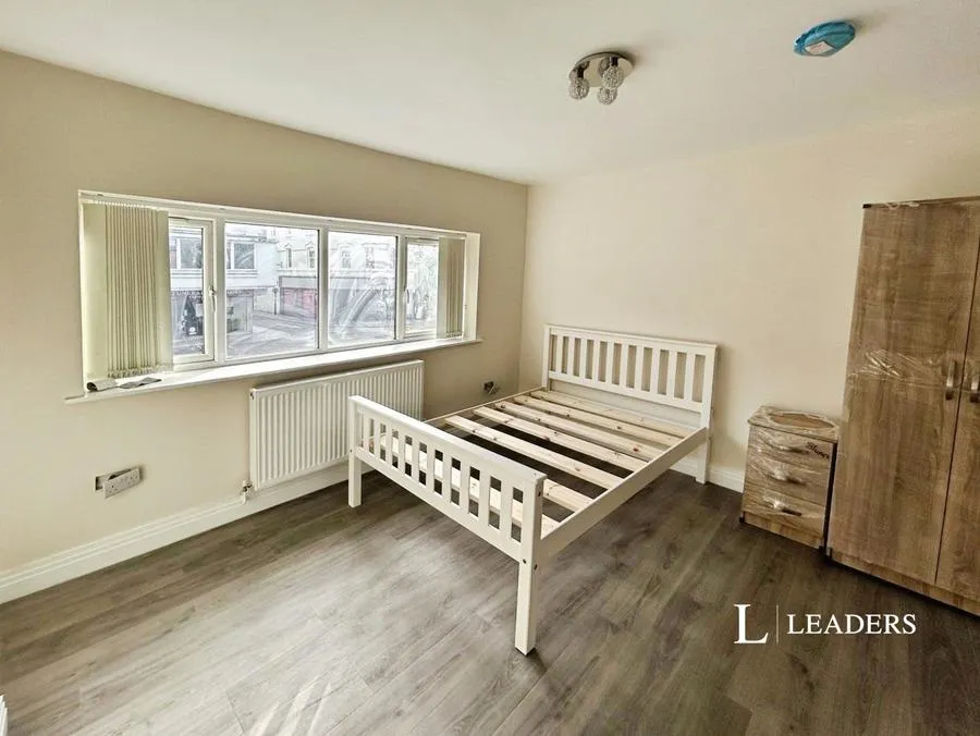 Market Place, Long Eaton, NG10, photo 4