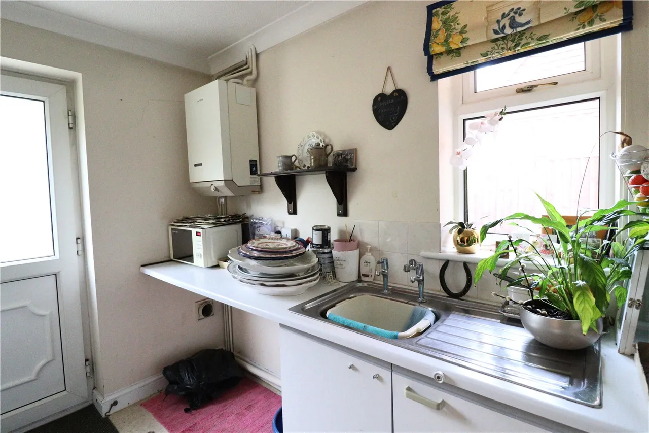 Award Road, Church Crookham, Fleet, Hampshire, GU52 6HE, photo 7