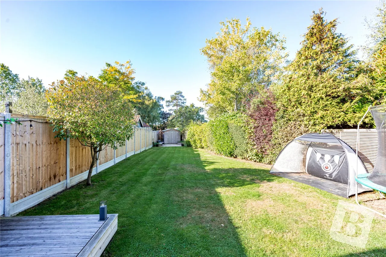 Hillside Walk, Brentwood, CM14, photo 36