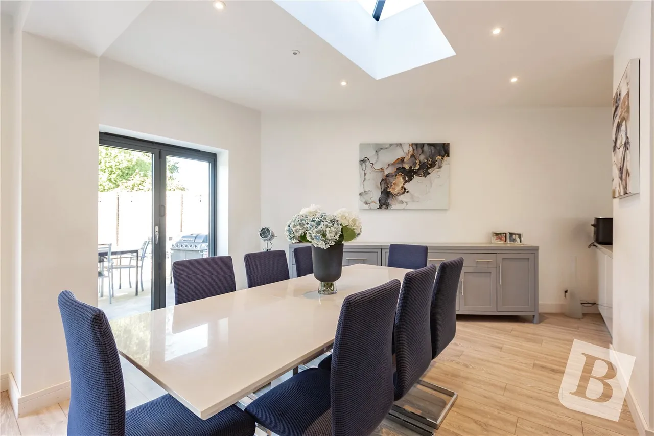 Hillside Walk, Brentwood, CM14, photo 15