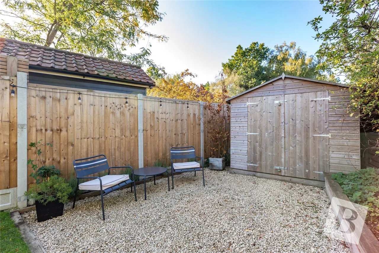 Hillside Walk, Brentwood, CM14, photo 42