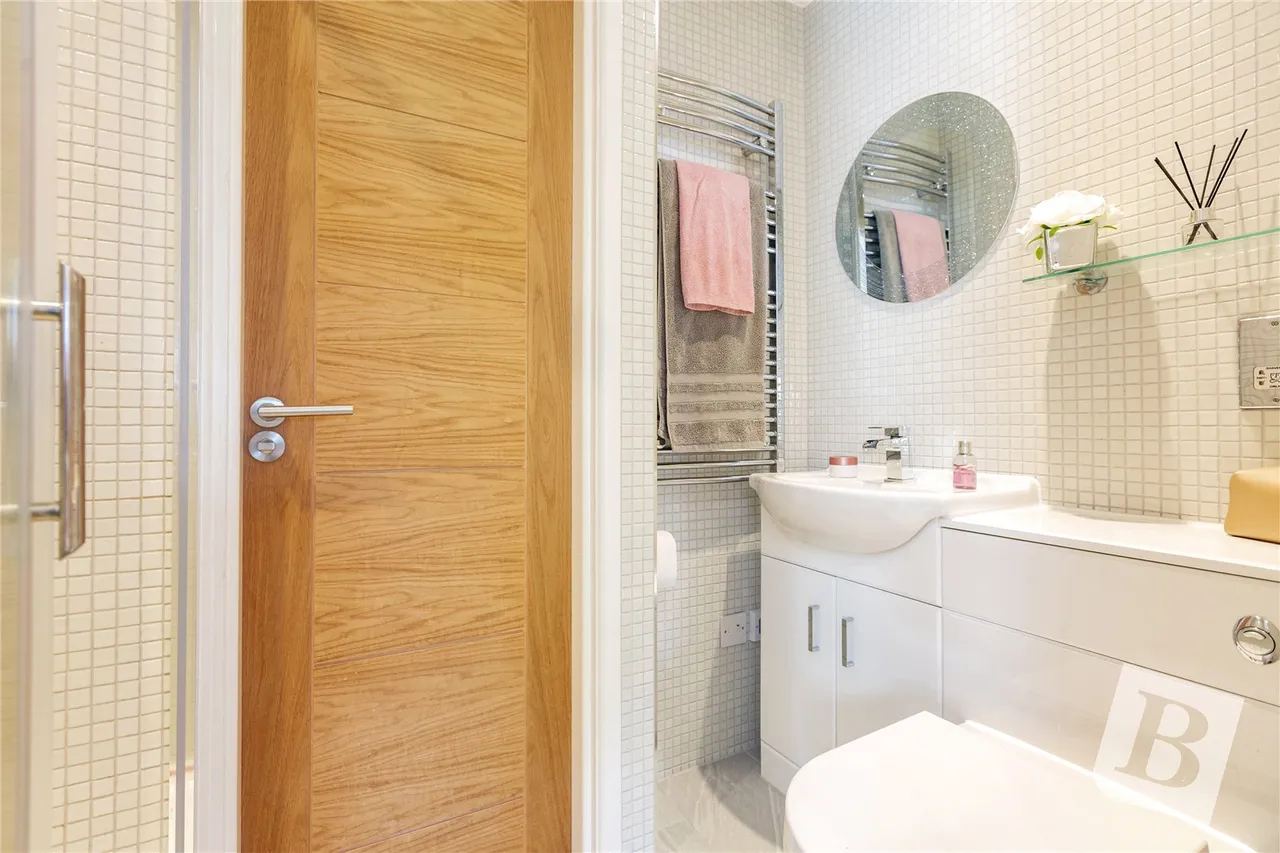 Hillside Walk, Brentwood, CM14, photo 25