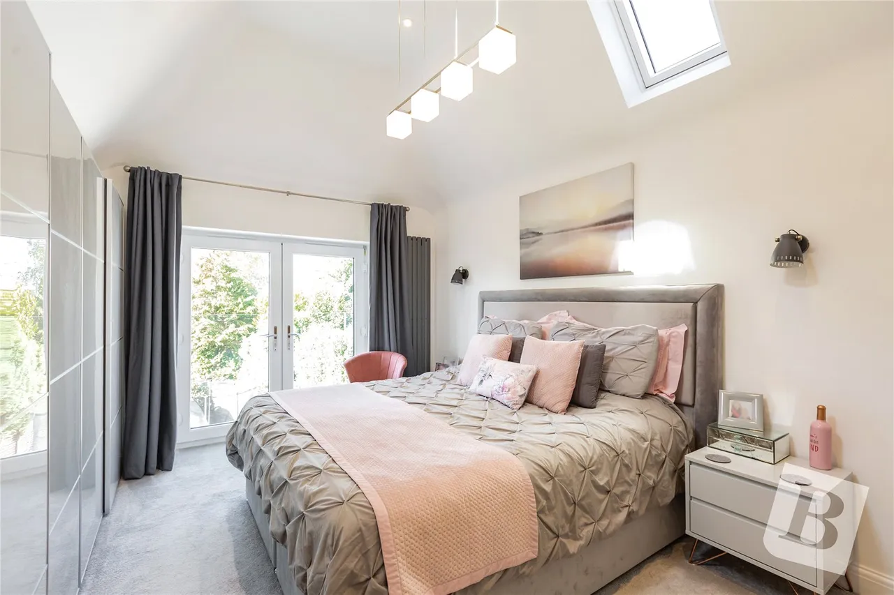 Hillside Walk, Brentwood, CM14, photo 21