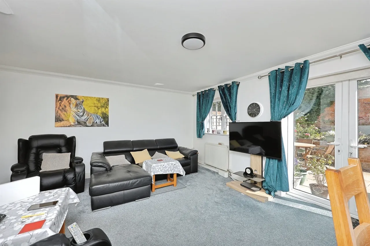 Bilney Hall, East Bilney, Dereham, photo 6