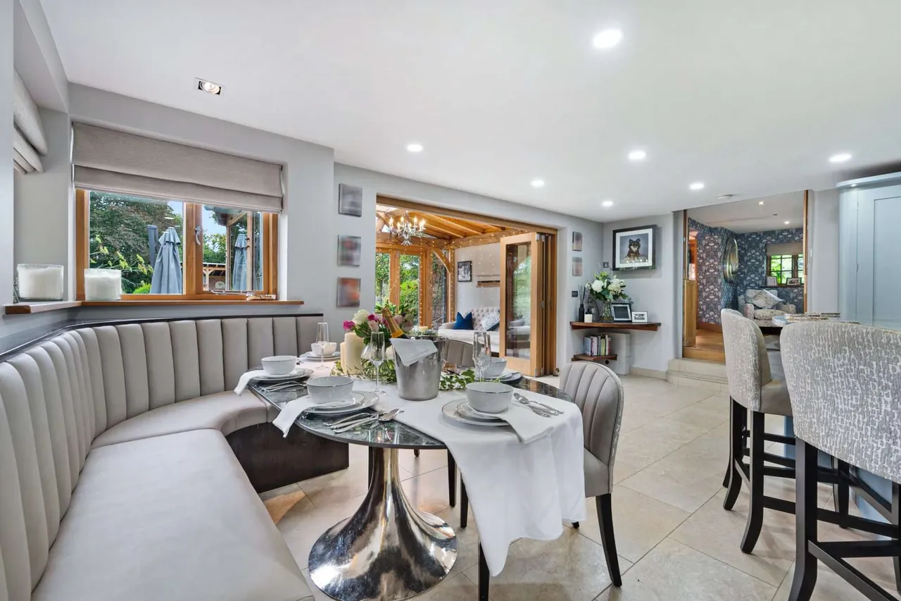 Soss Moss, Nether Alderley, Macclesfield, Cheshire, SK10 4TU, photo 10
