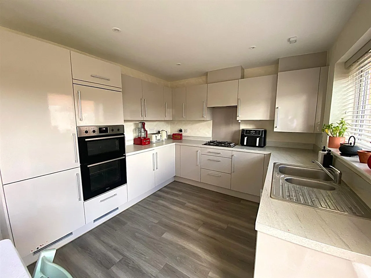Chittenden Avenue, Seaford, photo 14