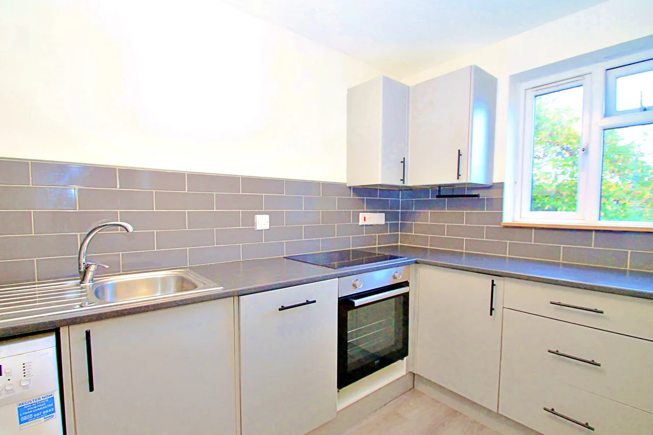 Pyegrove Chase, Bracknell, RG12, photo 10