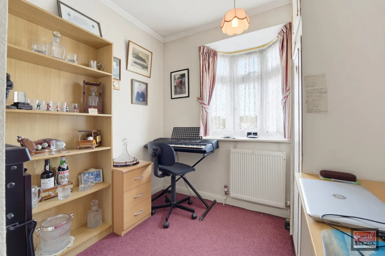 Stanwell Road, Ashford, photo 14