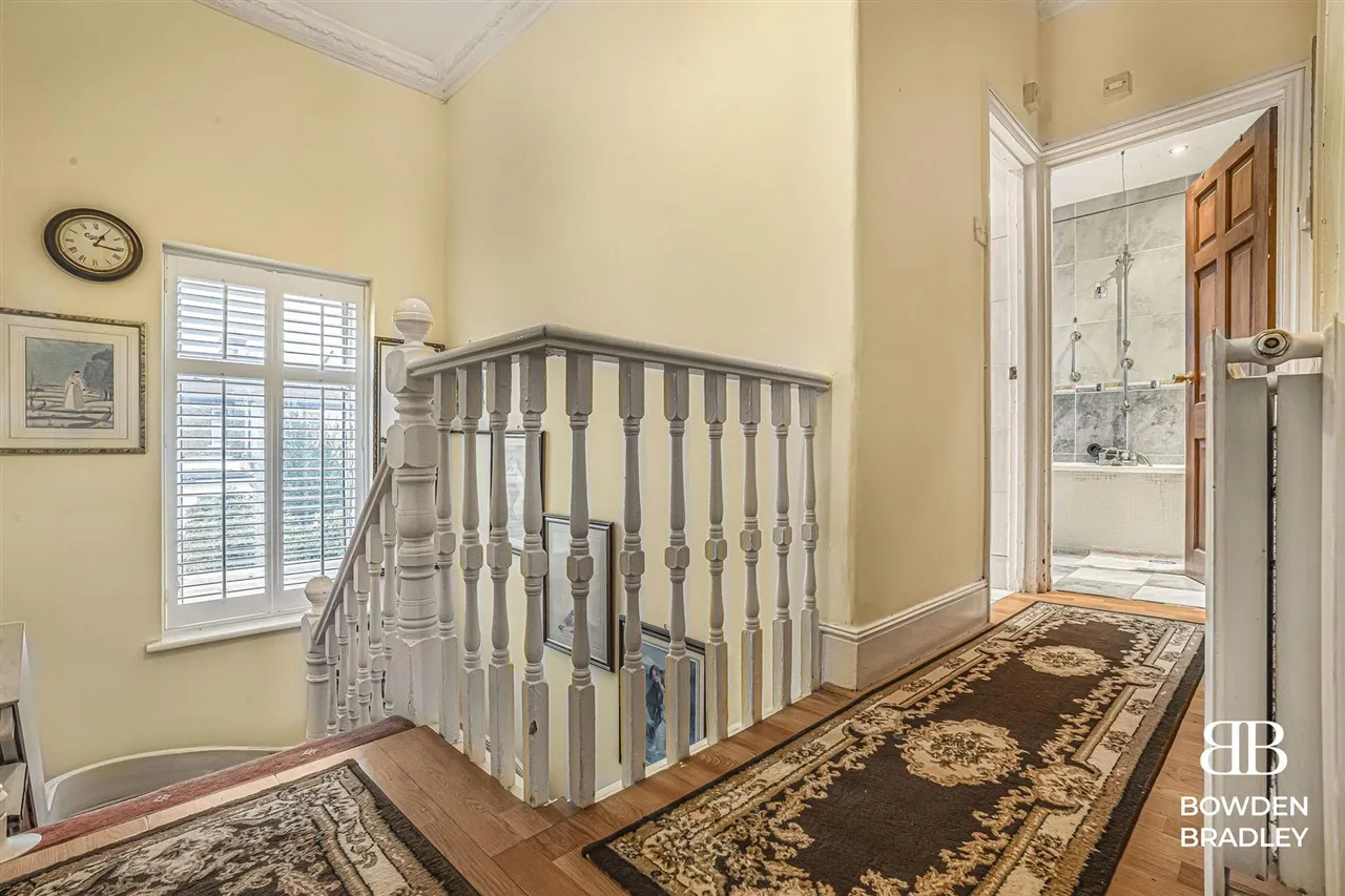 Courtland Avenue, Ilford, IG1, photo 11