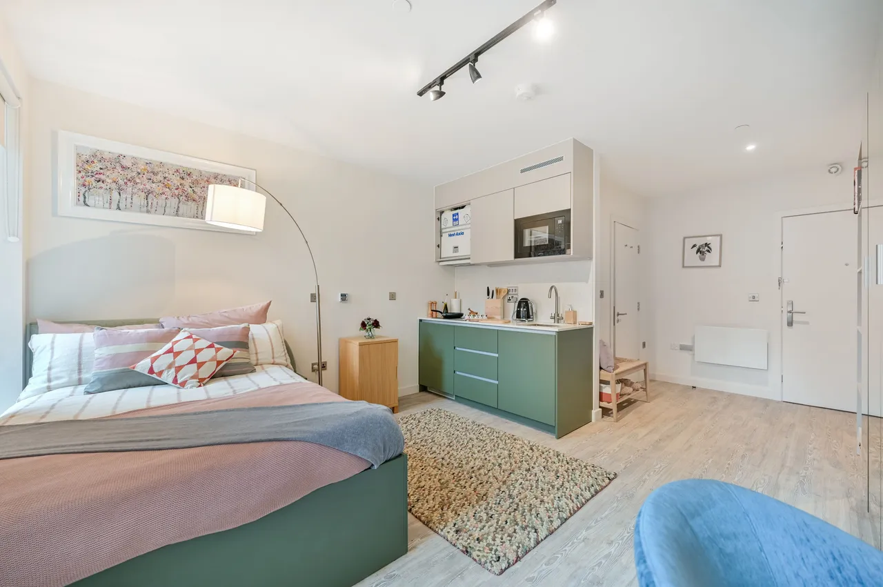 Flat 55, The Rex, 175 Clarence Street, Kingston upon Thames, photo 5